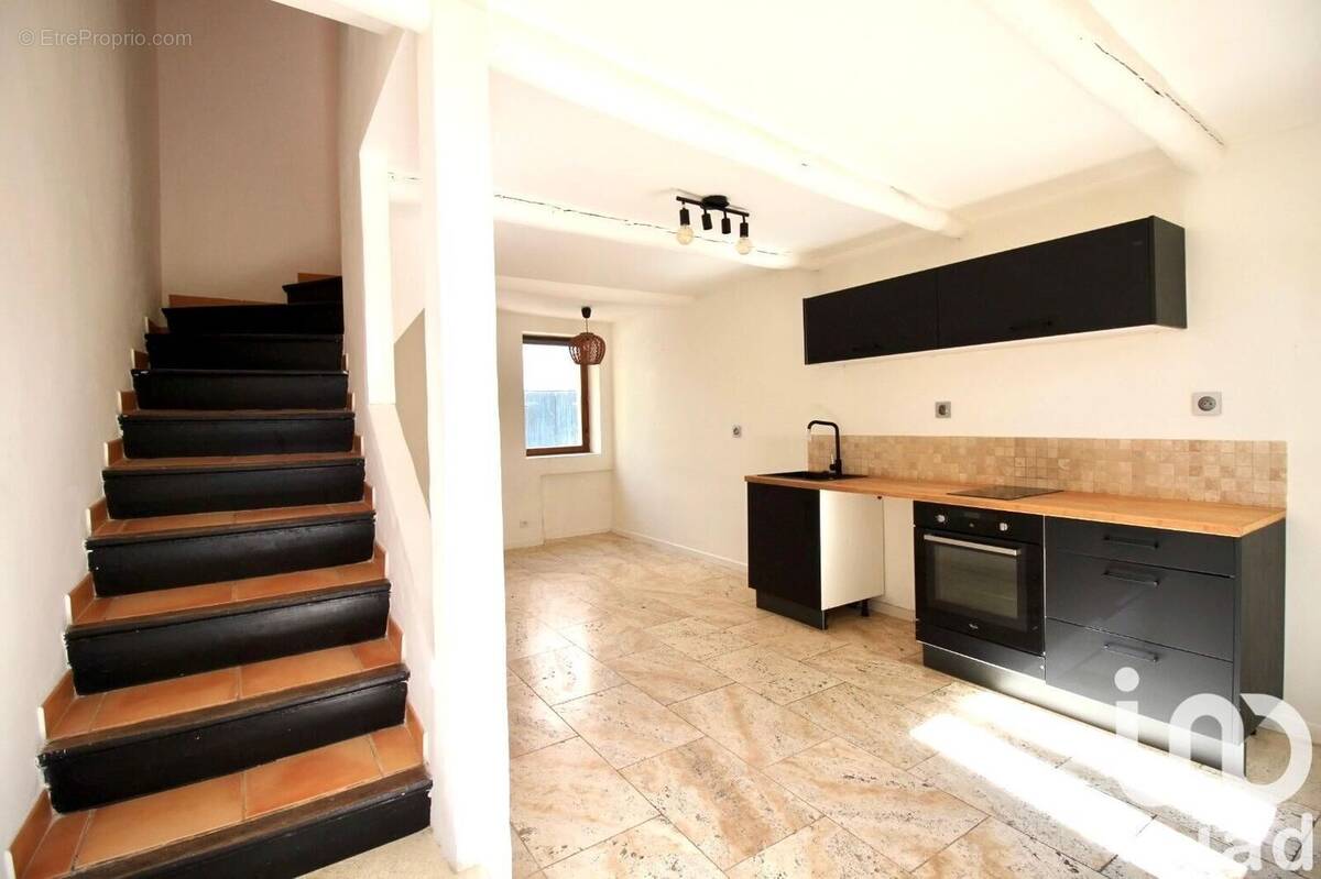 Photo 1 - Maison à MARSEILLE-13E