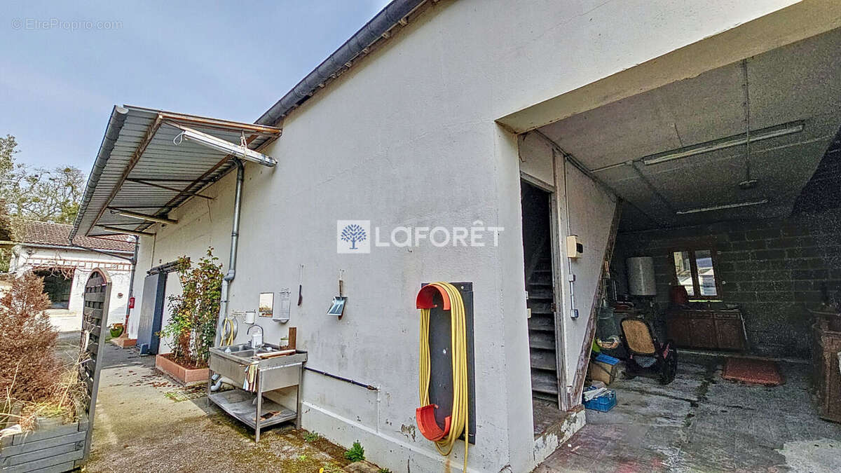 Maison à CHARMES