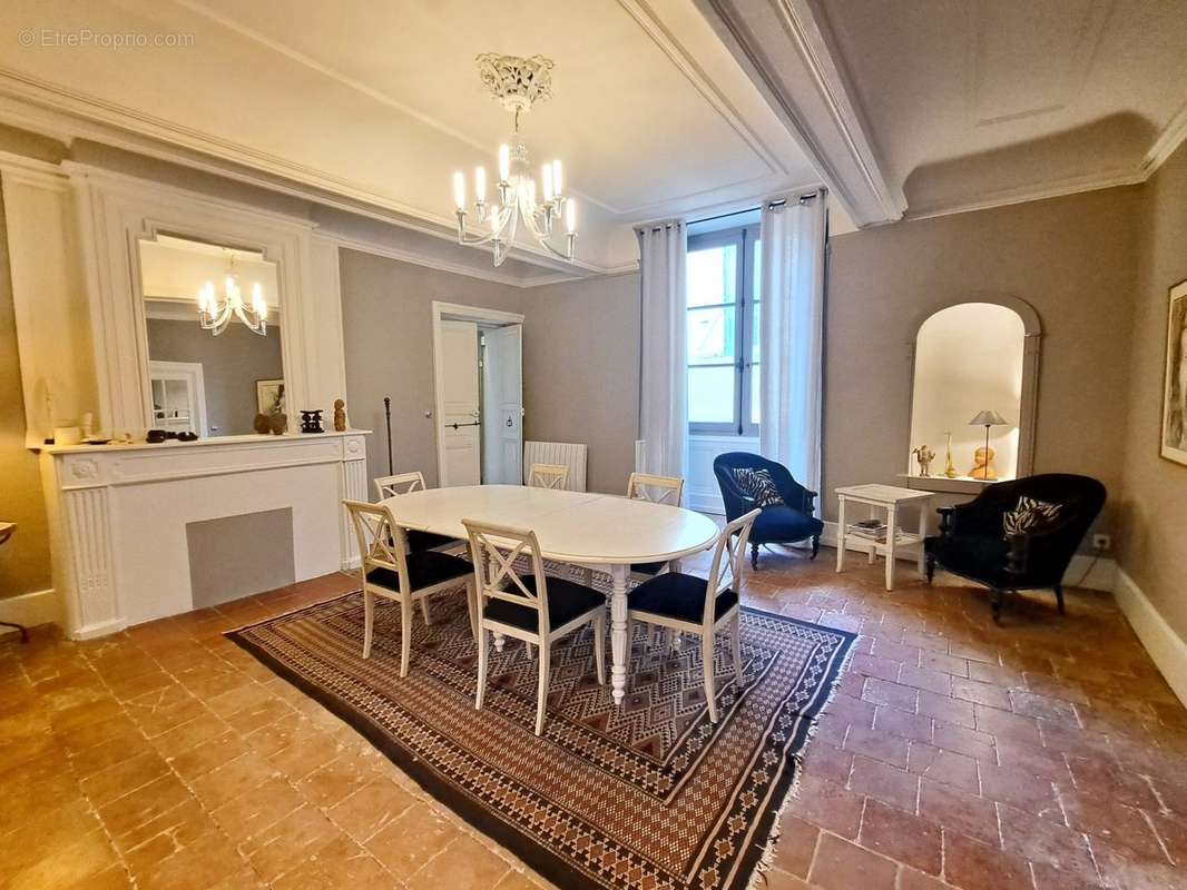 Maison à LECTOURE
