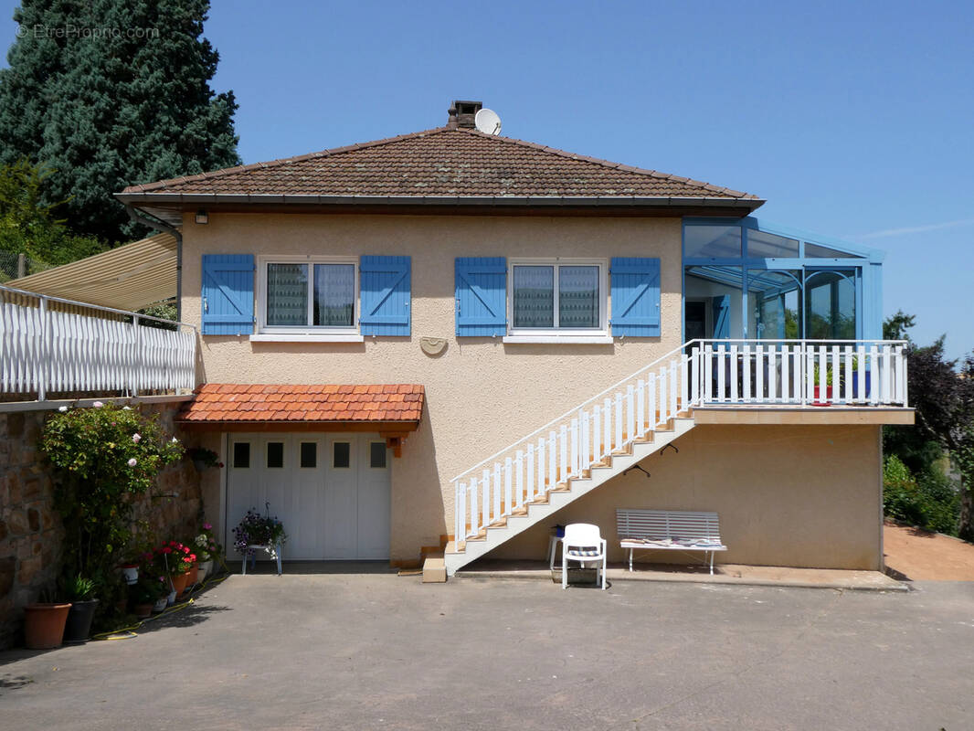 Maison à BRUSSIEU