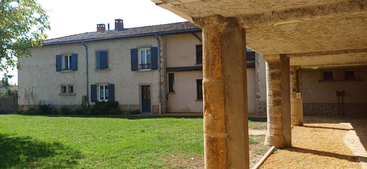 Autre à DARDILLY