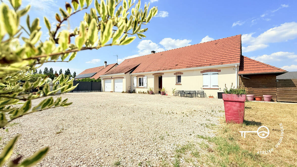 Maison à MONTRIEUX-EN-SOLOGNE