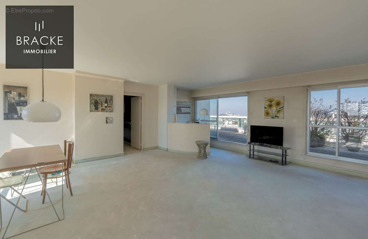 Appartement à PARIS-20E
