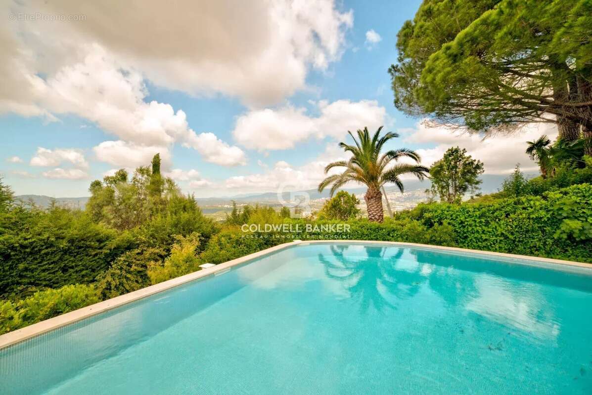 Maison à MOUGINS