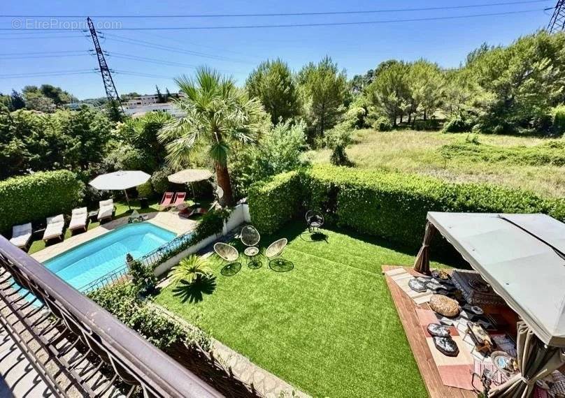 Maison à MOUGINS