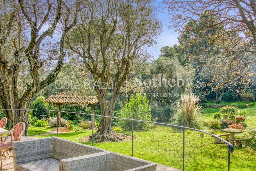 Maison à MOUGINS