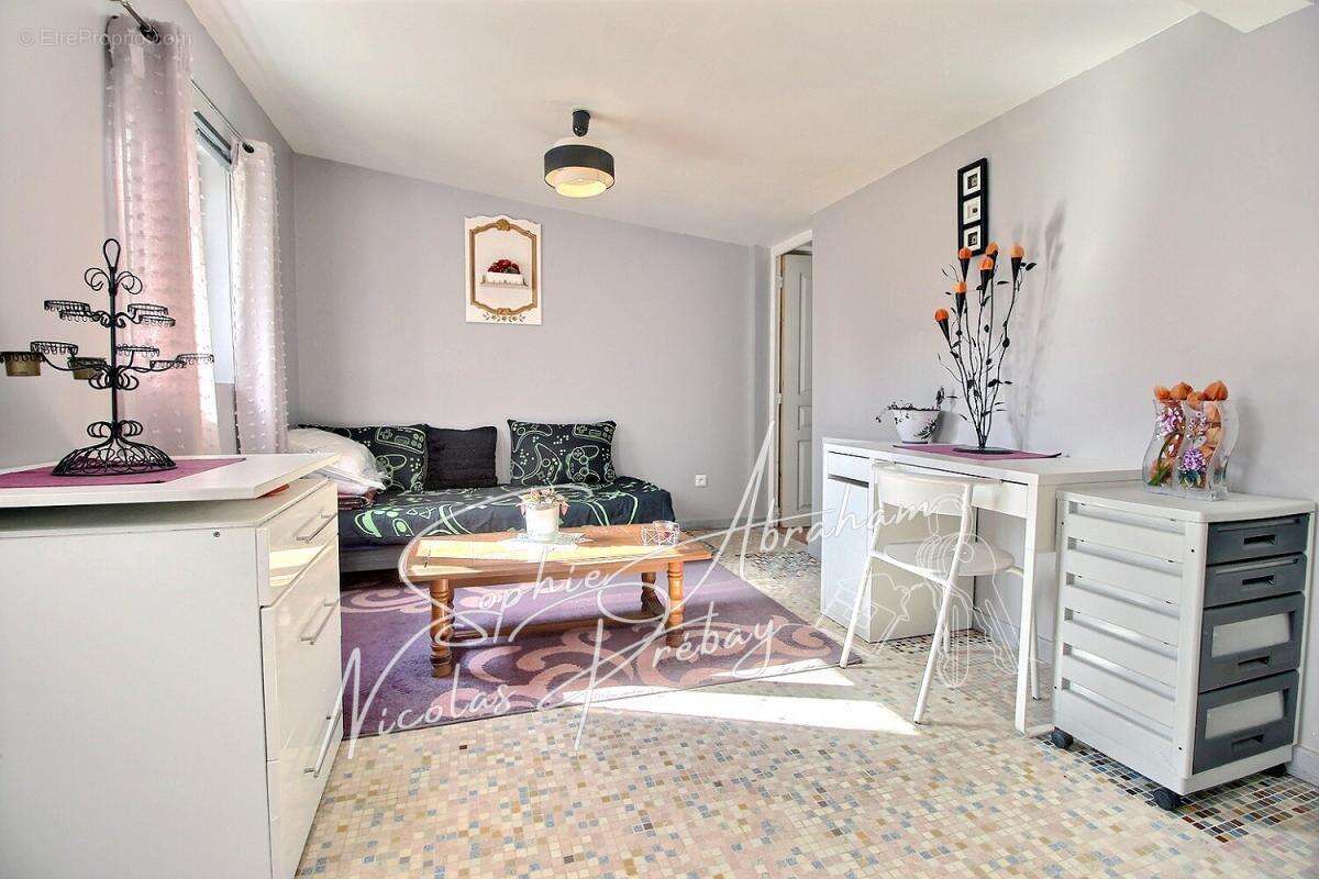 Maison à JANVILLE