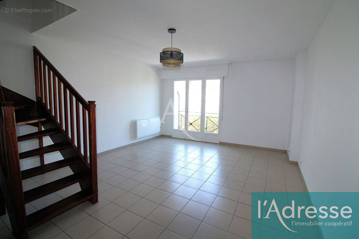 Appartement à SAVIGNY-SUR-ORGE