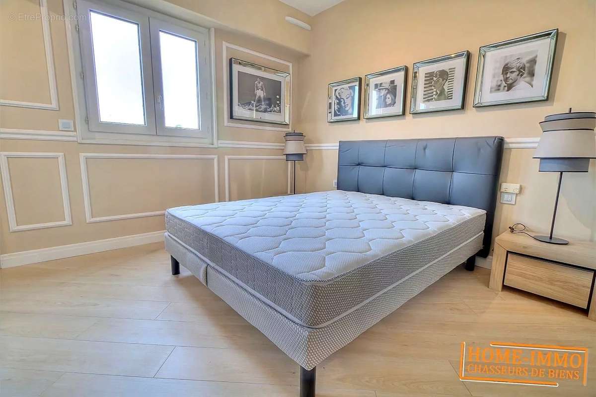 Appartement à VALLAURIS