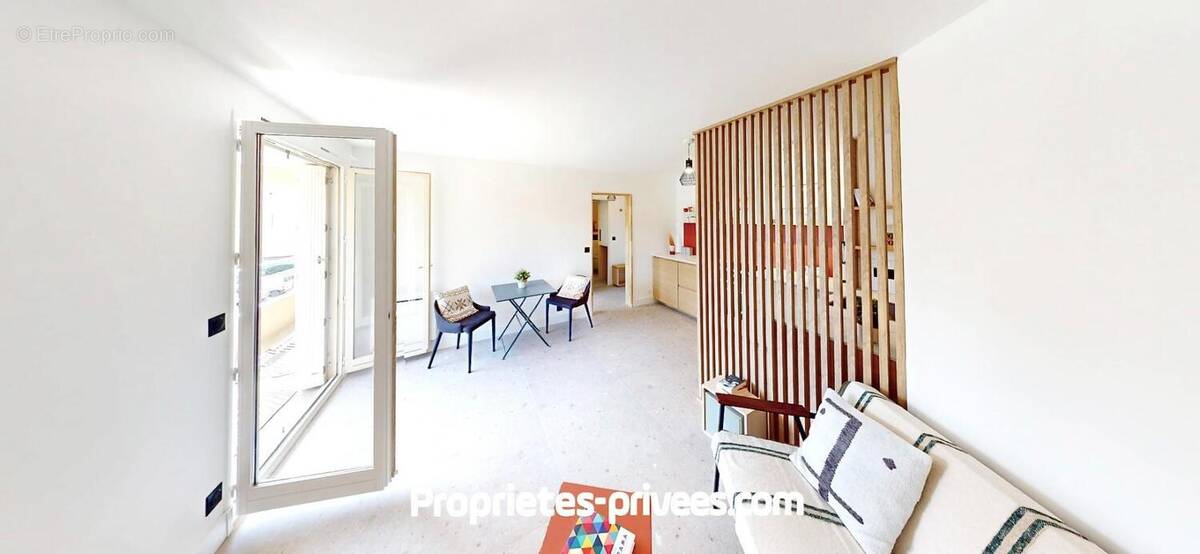Appartement à SAINT-RAPHAEL