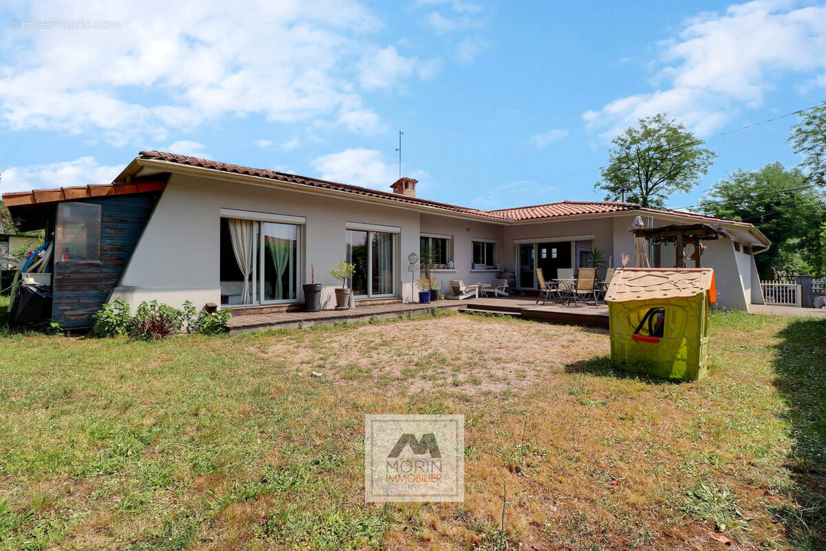 Maison à MERIGNAC