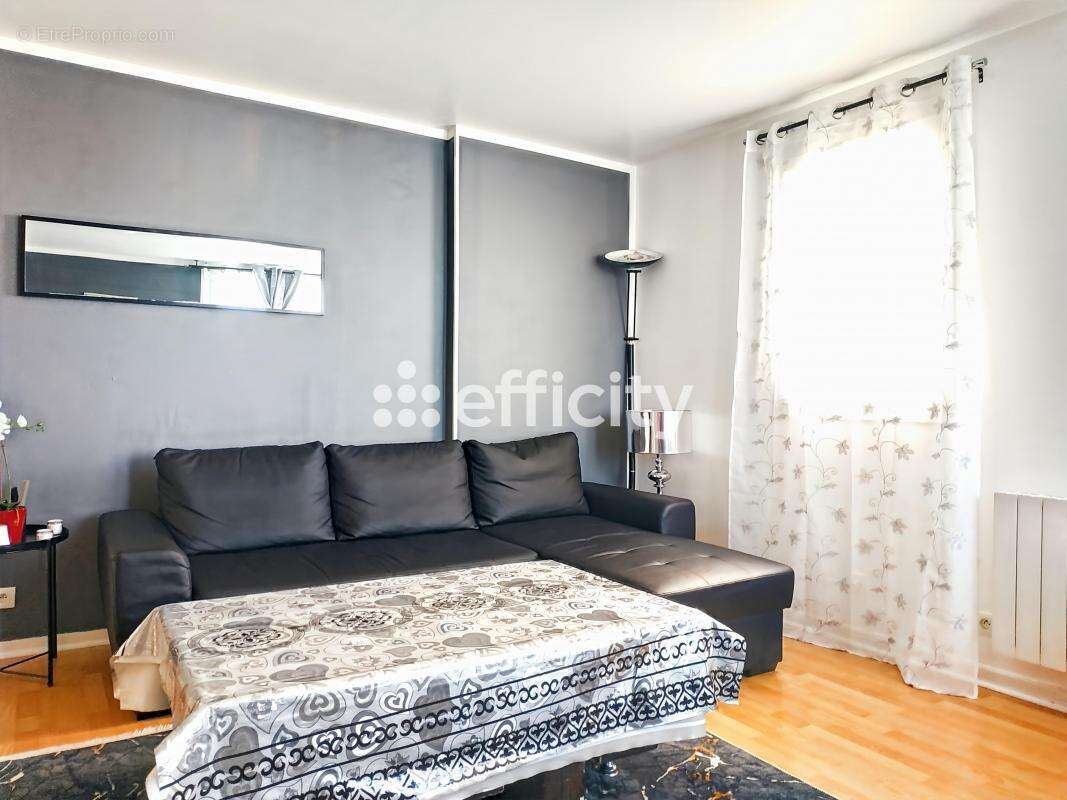 Appartement à ELANCOURT