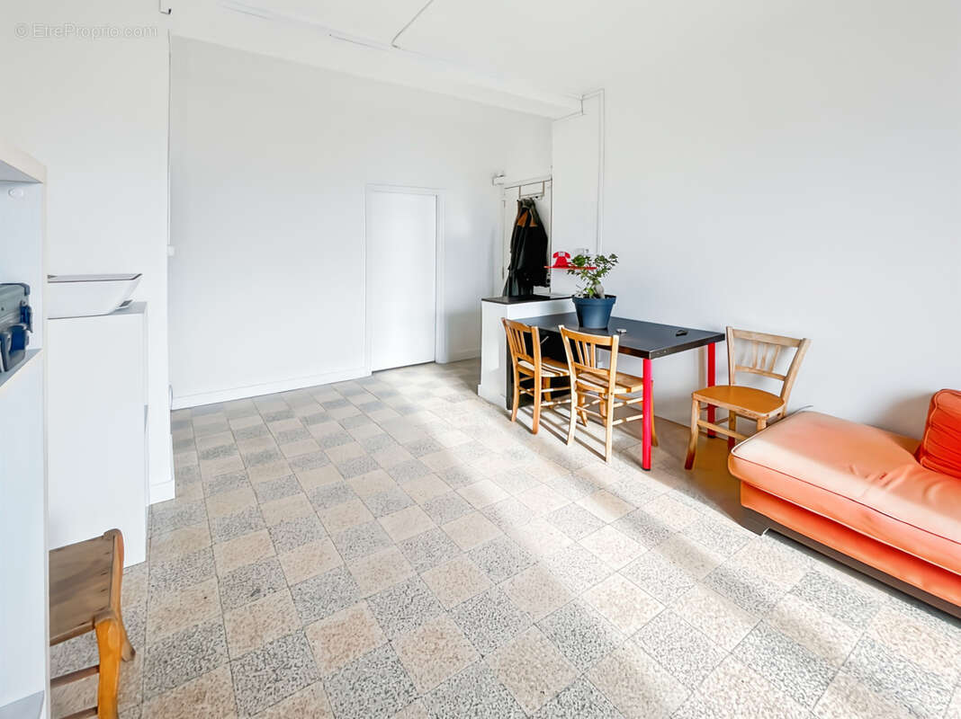 Appartement à MARSEILLE-10E