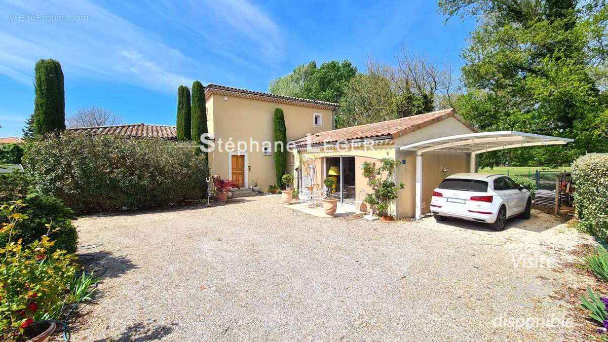 Maison à MONTBOUCHER-SUR-JABRON