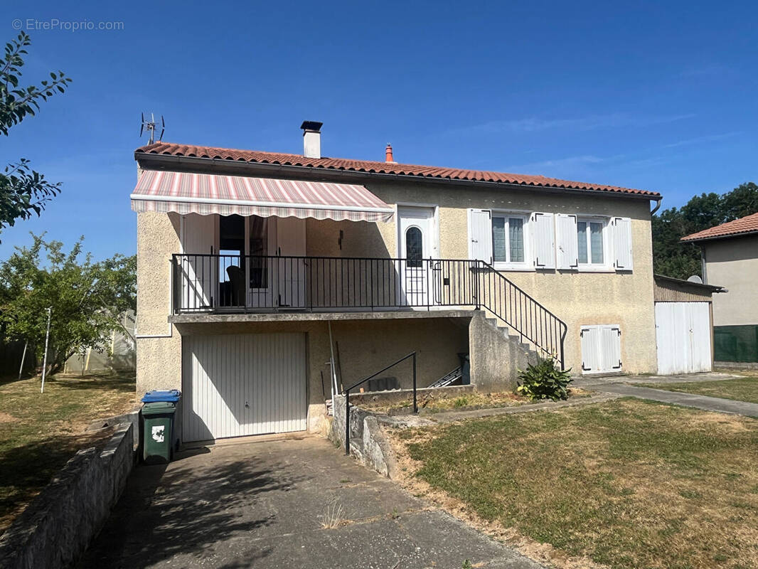 Maison à LE PALAIS-SUR-VIENNE