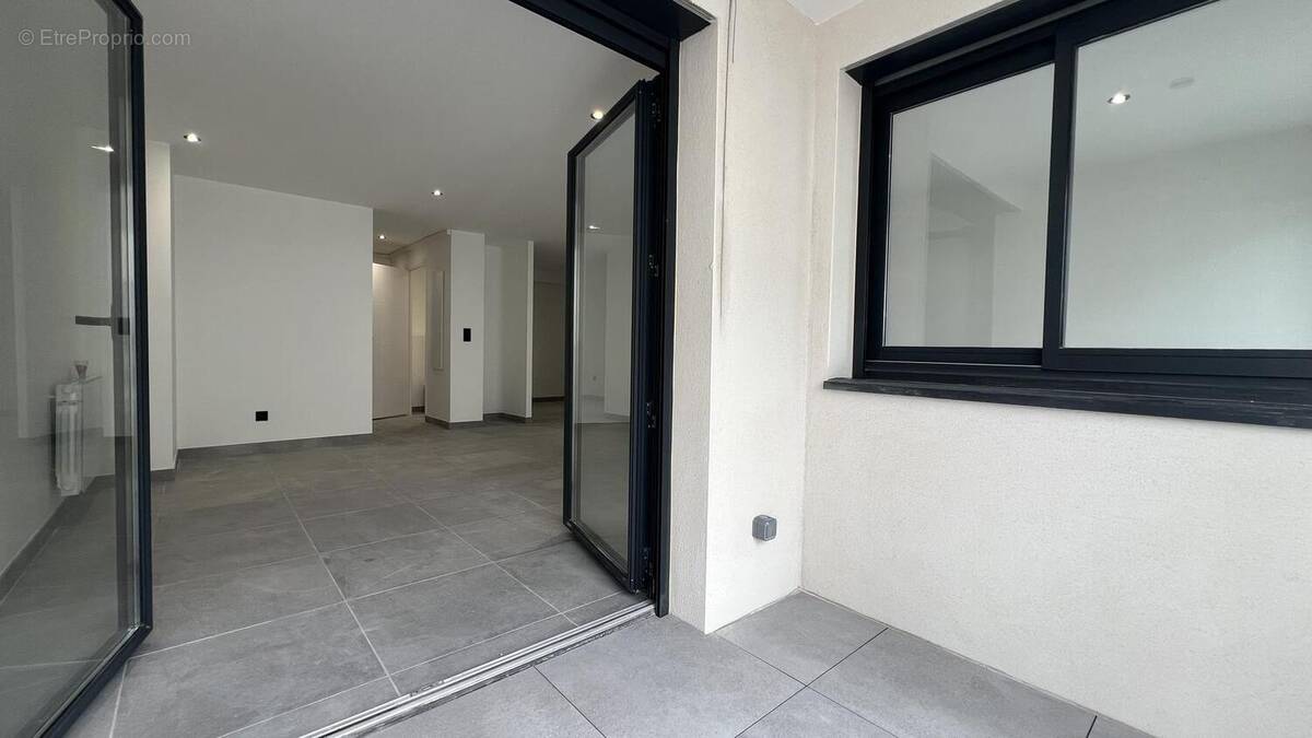 Photo 1 - Appartement à CHARBONNIERES-LES-BAINS