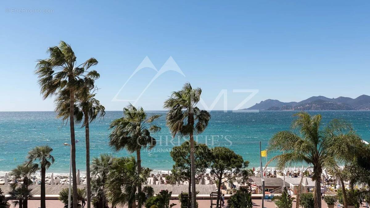Appartement à CANNES