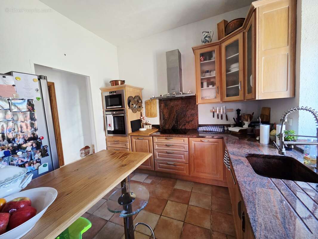 Maison à QUARANTE