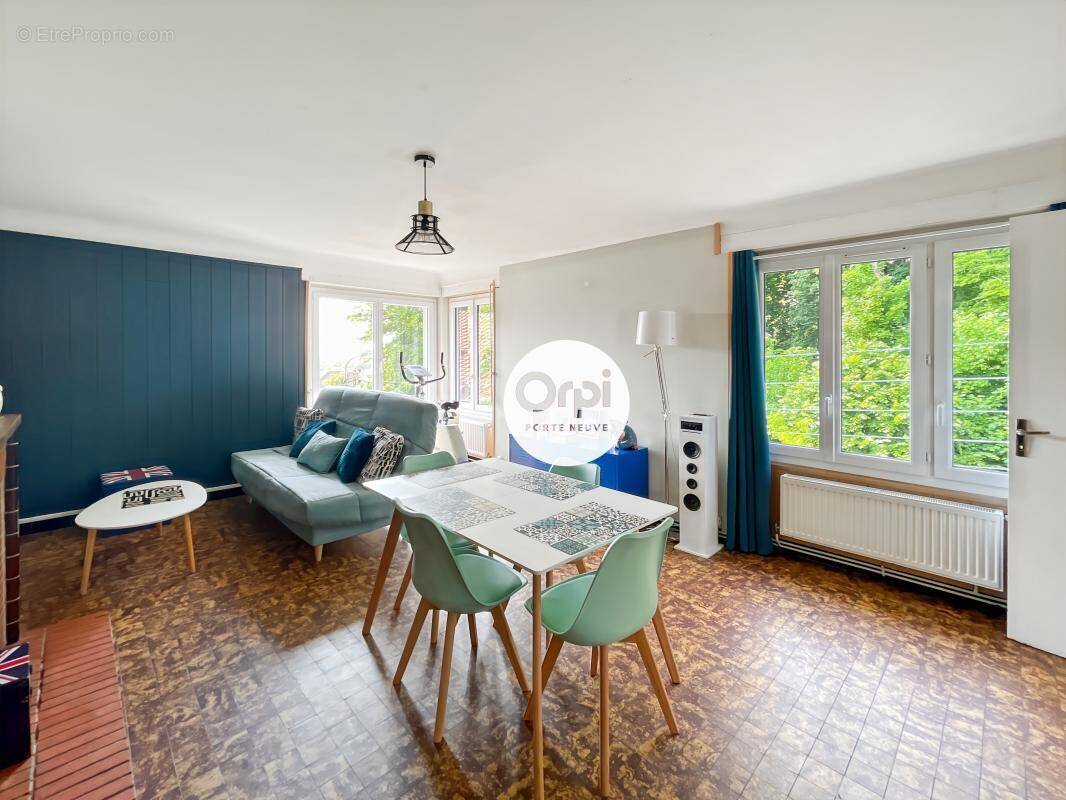 Appartement à SAINT-MARTIN-BOULOGNE
