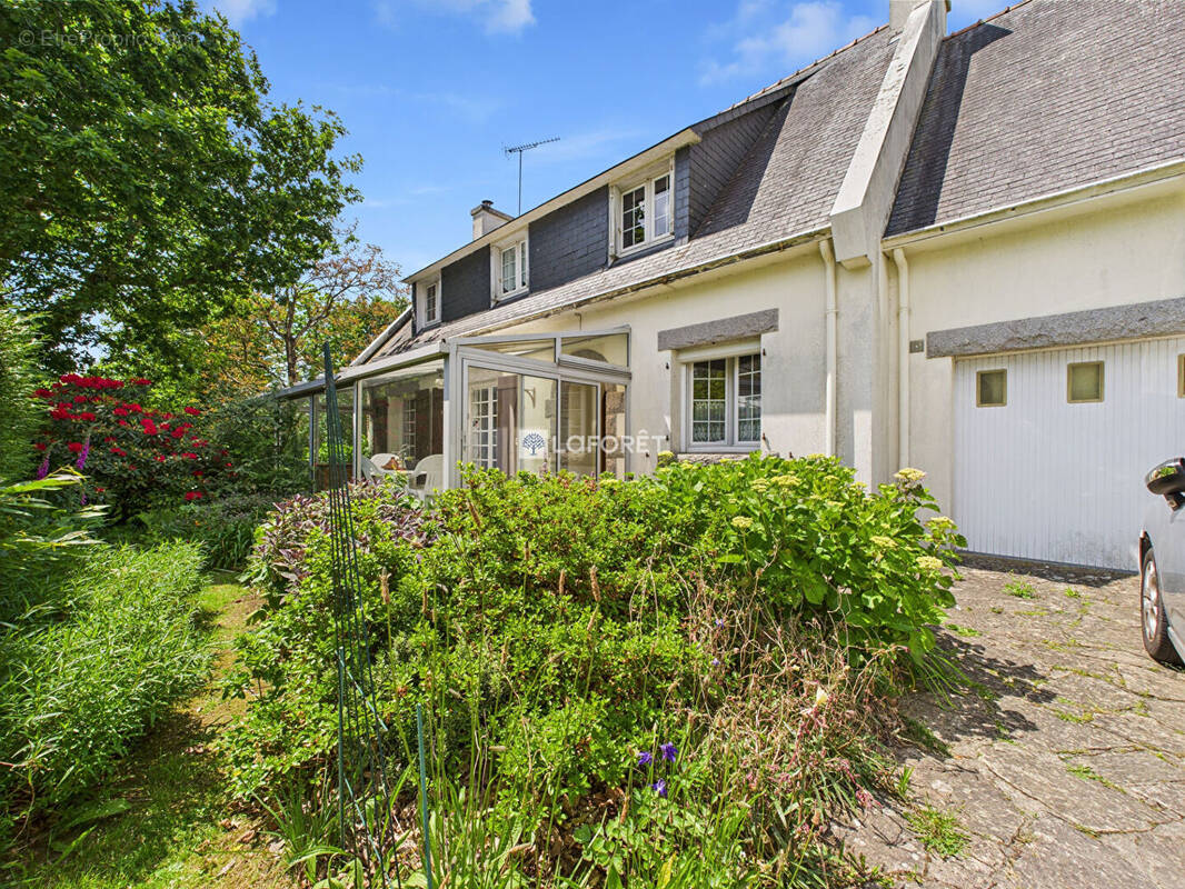 Maison à MELGVEN