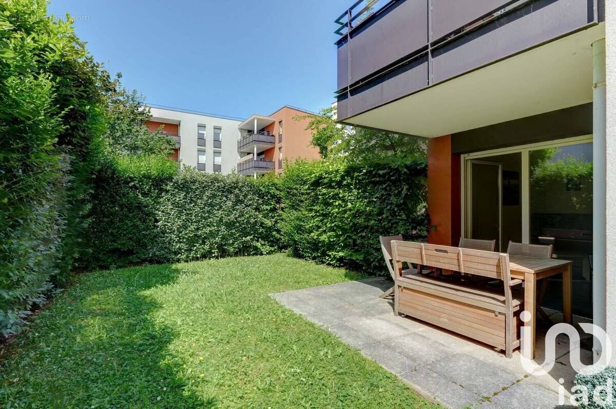 Photo 1 - Appartement à MEYZIEU