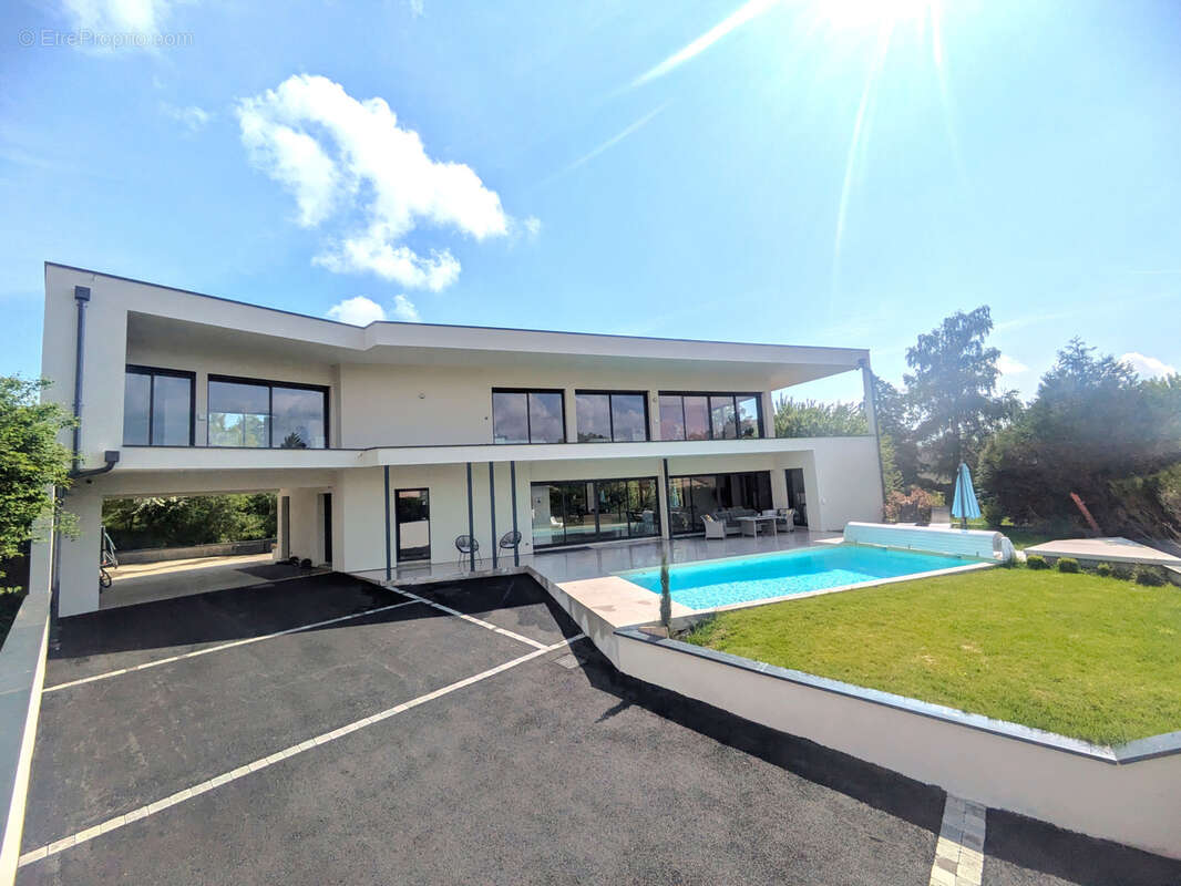 Maison à BLANZAT