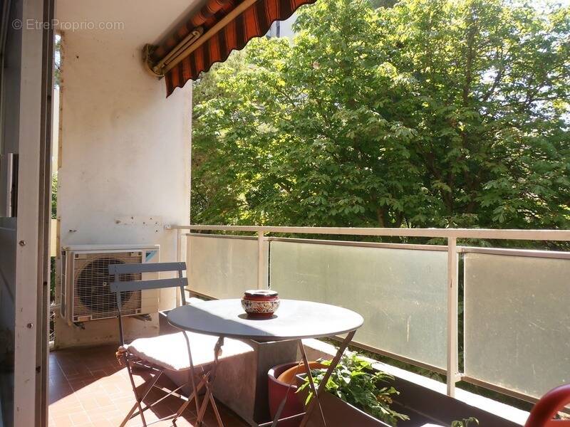 Appartement à MARSEILLE-10E