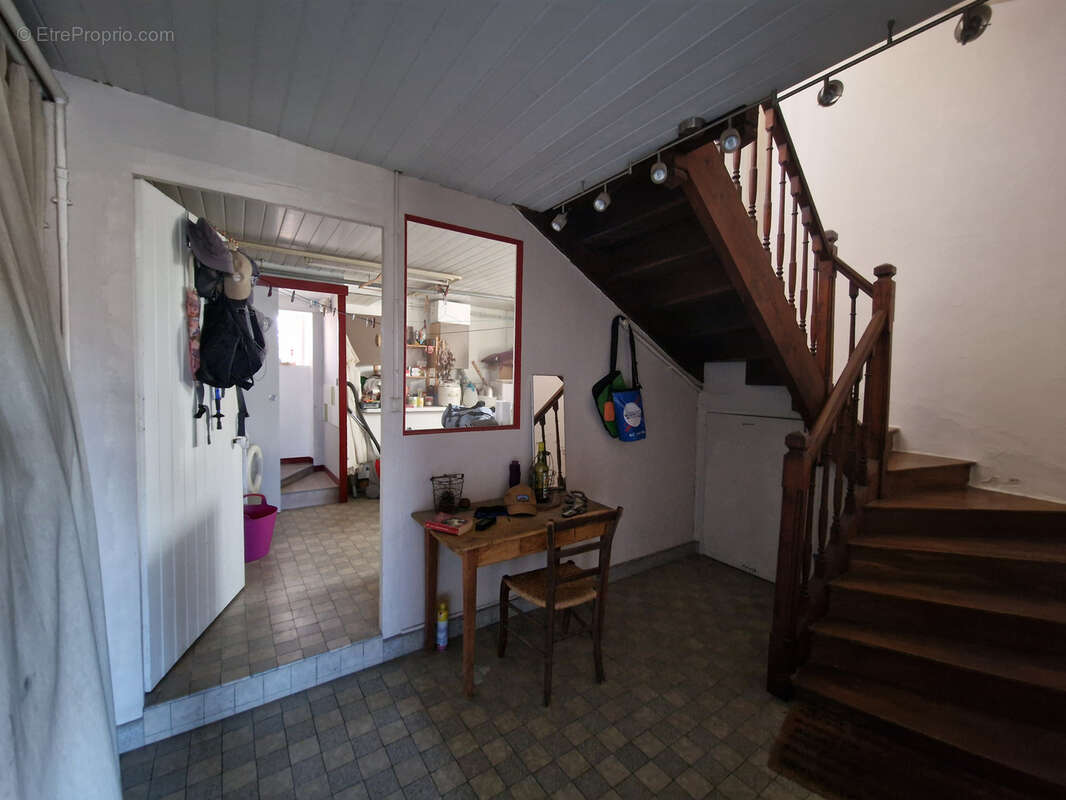 Maison à ALLASSAC