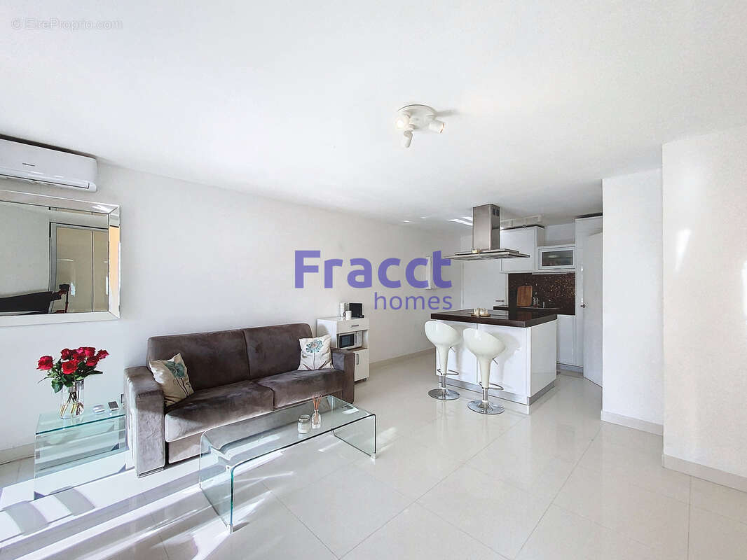 Appartement à BEAUSOLEIL