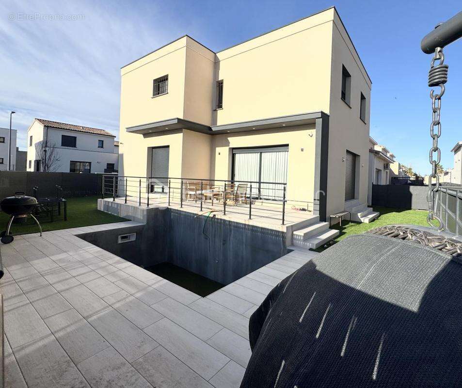 Maison à SAUVIAN