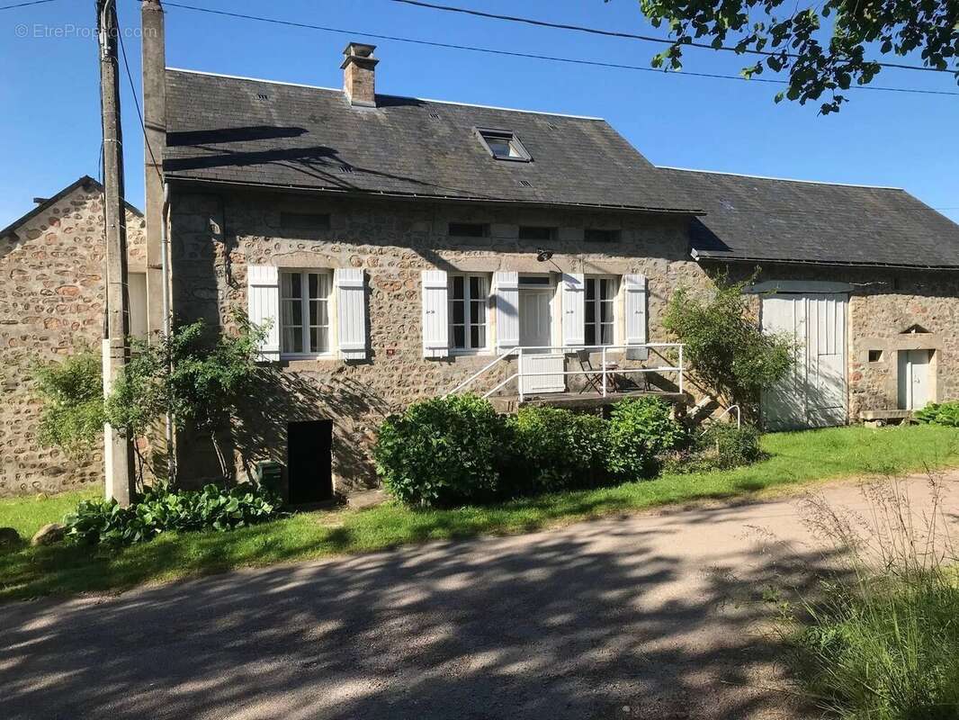 Maison à PLANCHEZ