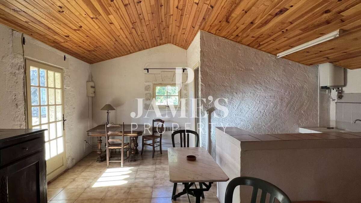 Maison à EYGALIERES