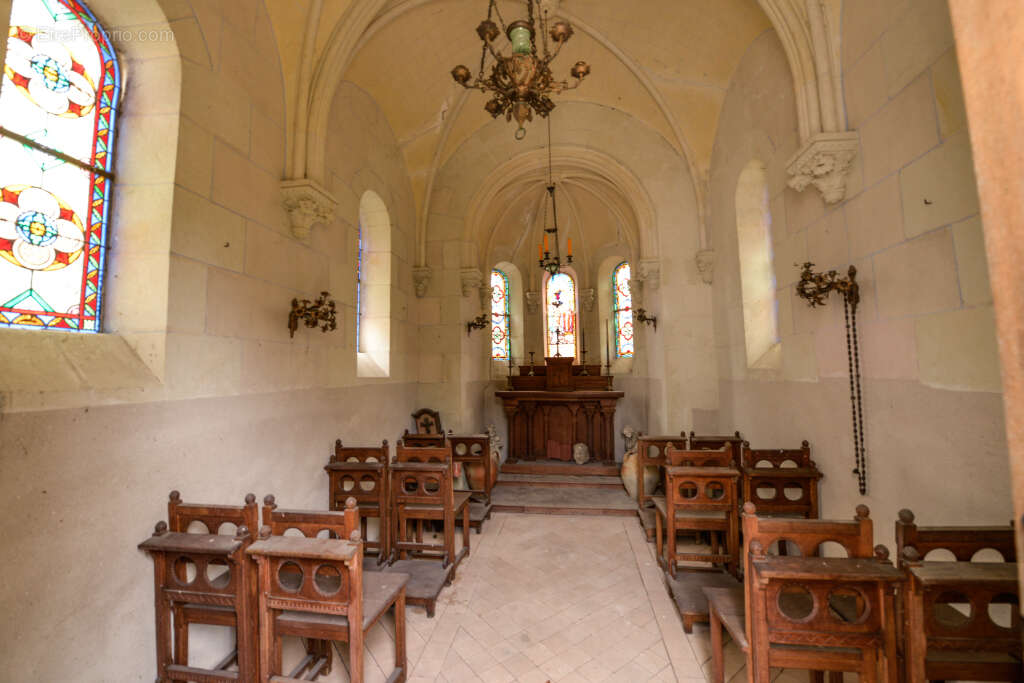 Maison à SAINT-BARTHELEMY-D&#039;ANJOU