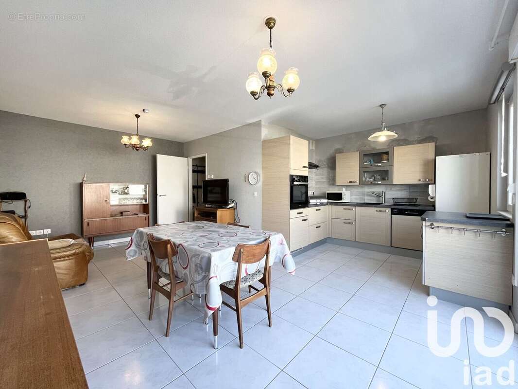 Photo 2 - Appartement à WOIPPY