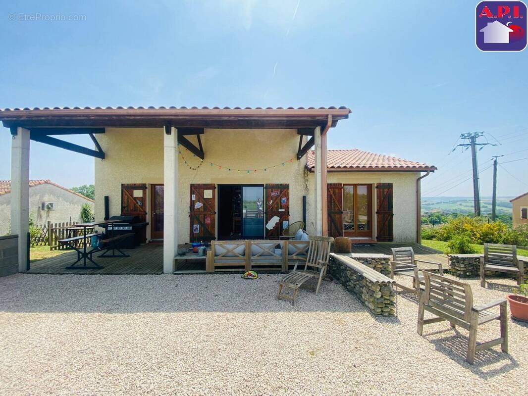 Maison à SAINT-YBARS