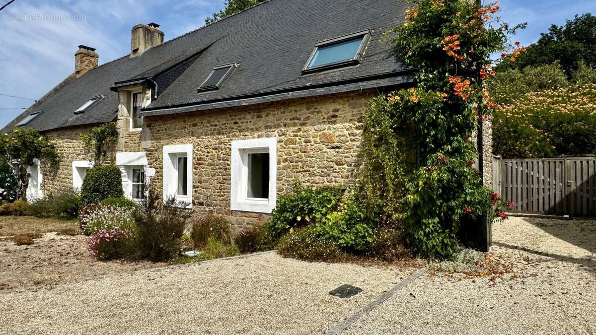 Maison à SENE