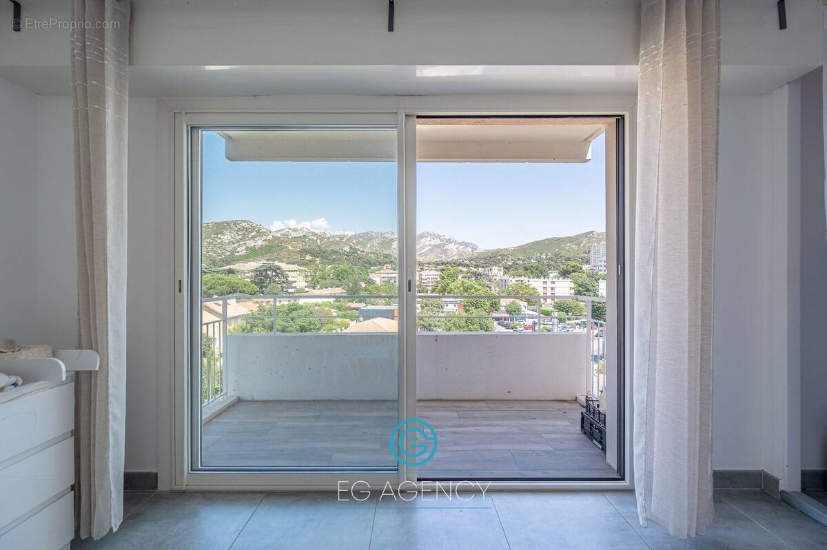 Appartement à MARSEILLE-9E