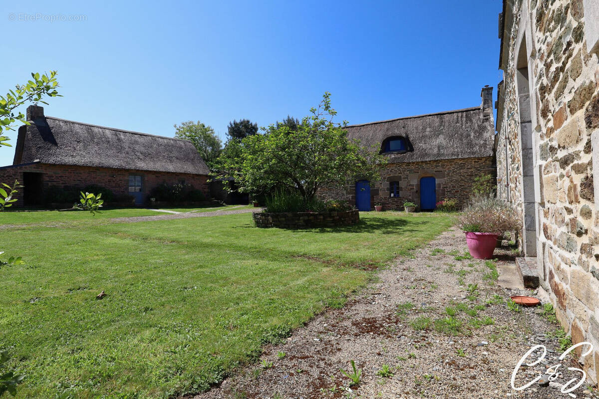Maison à TREOGAT