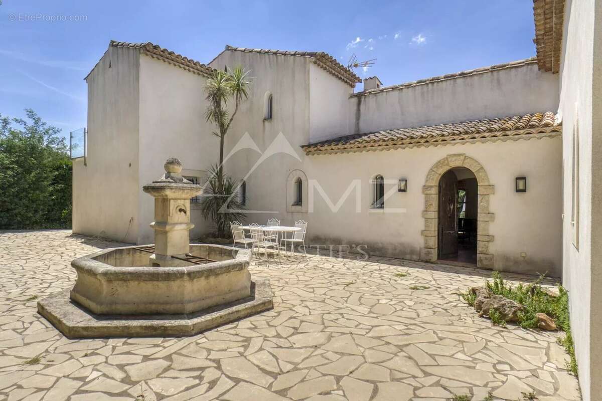 Maison à GRIMAUD