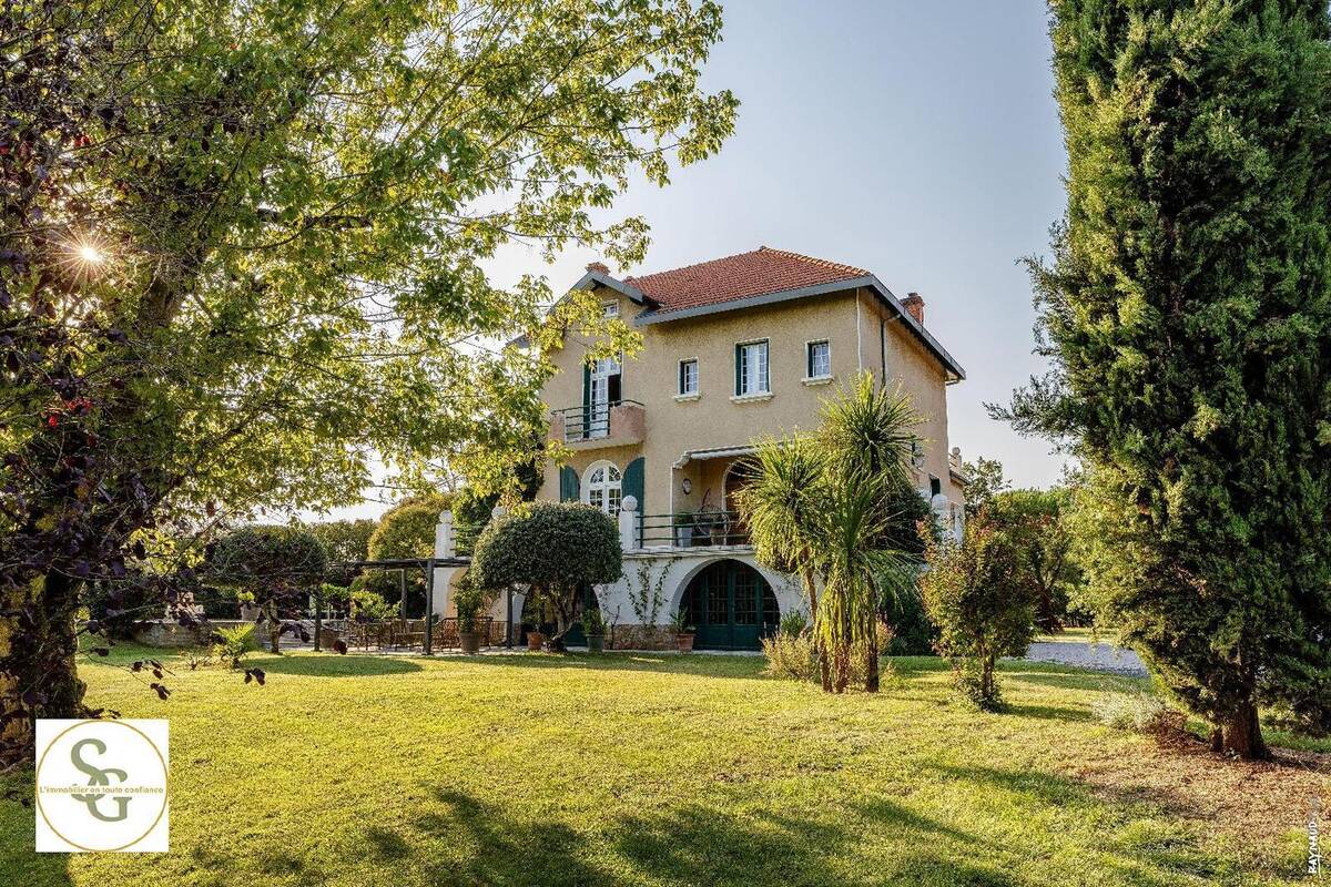   - Maison à LISLE-SUR-TARN