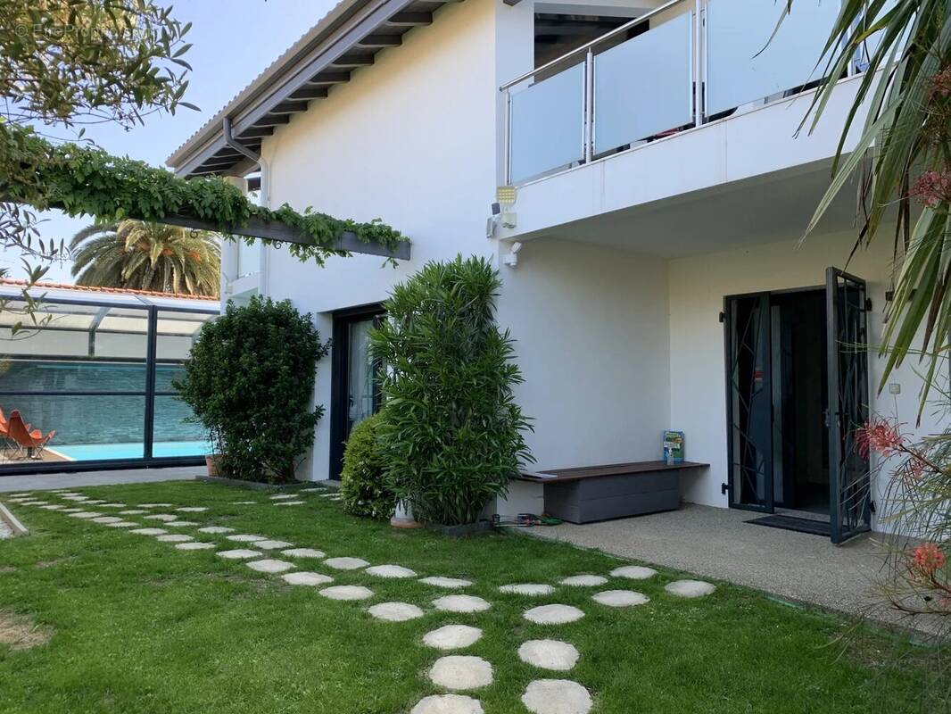 Maison à SAINT-JEAN-DE-LUZ
